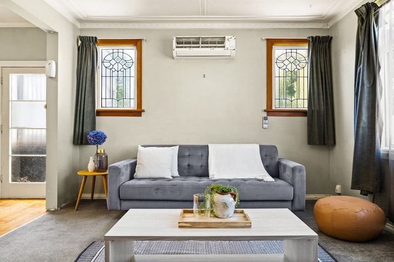 Photo of property in 8a Scotland Terrace, Green Island, Dunedin, 9018