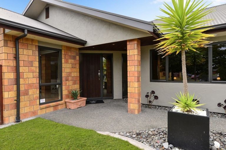 Photo of property in 6 Milbrook Place, Chartwell, Hamilton, 3210