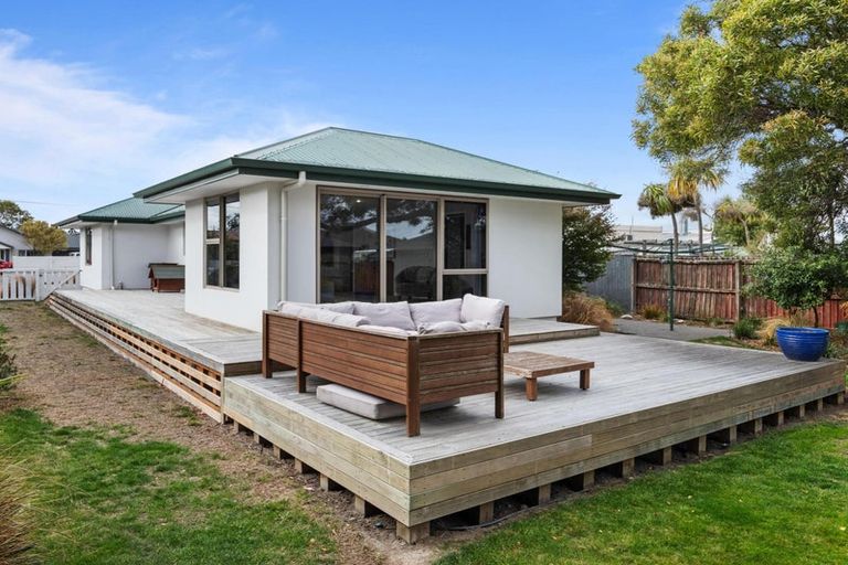 Photo of property in 17 Parnwell Street, Burwood, Christchurch, 8083