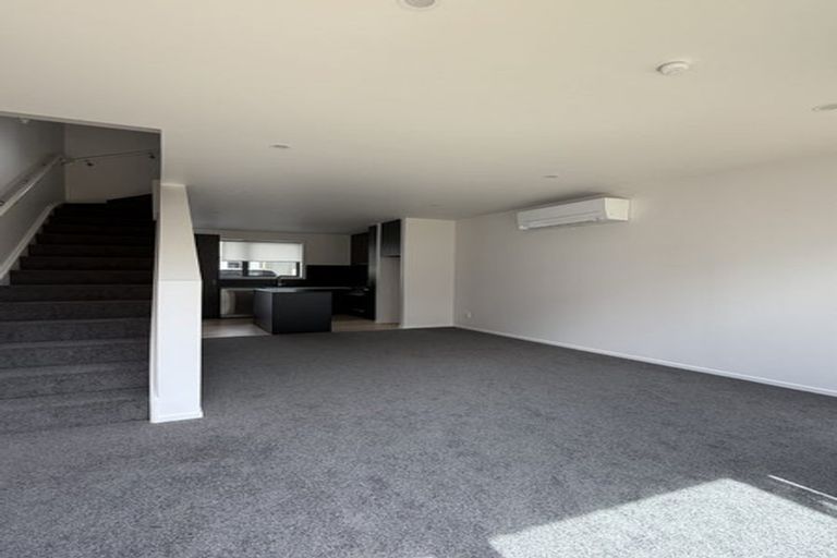 Photo of property in 12 Kamahi Place, Paraparaumu, 5032