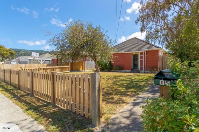 Photo of property in 15 Ngata Grove, Trentham, Upper Hutt, 5018