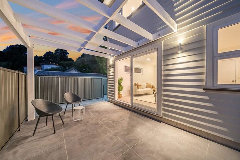 Photo of property in 70d Heretaunga Square, Silverstream, Upper Hutt, 5019