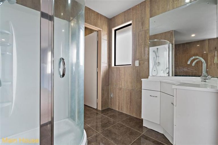 Photo of property in 39 Churchill Avenue, Manurewa, Auckland, 2102