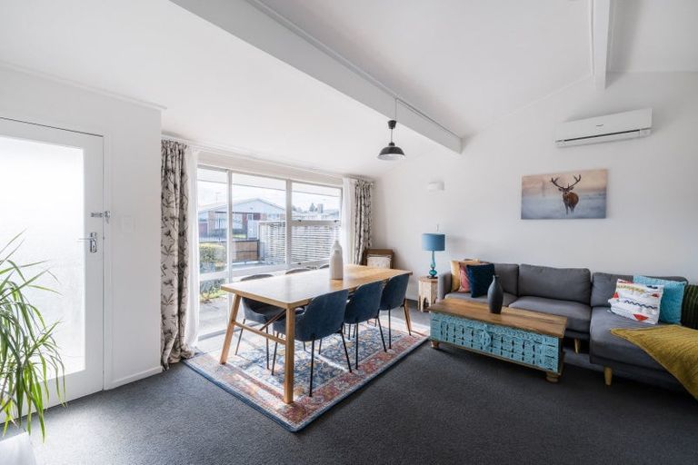 Photo of property in 2 Thornton Place, Melville, Hamilton, 3206