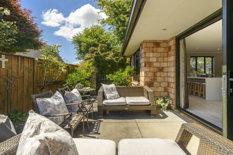 Photo of property in 24 Hansard Place, Bethlehem, Tauranga, 3110