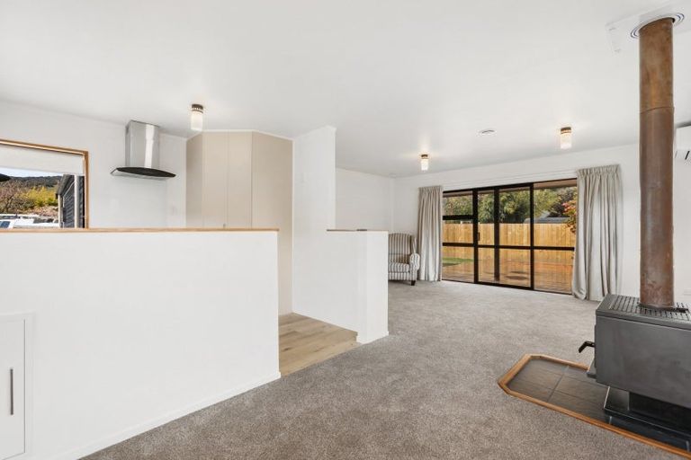 Photo of property in 9a Ragan Lane, Wanaka, 9305