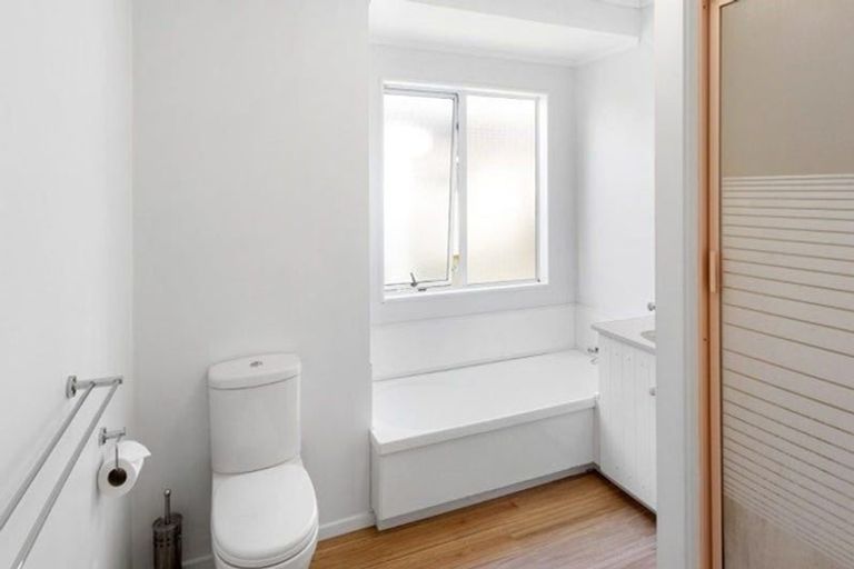 Photo of property in 10b Bayfair Drive, Mount Maunganui, 3116