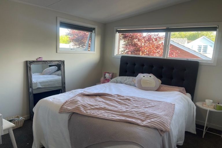 Photo of property in 27 Tuirau Place, Ilam, Christchurch, 8041