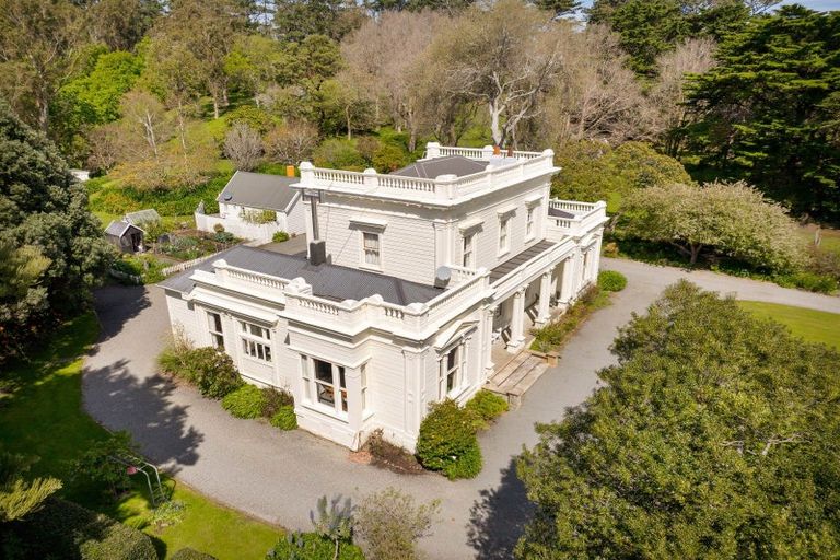 Photo of property in 559 Cape Palliser Road, Whangaimoana, Featherston, 5772