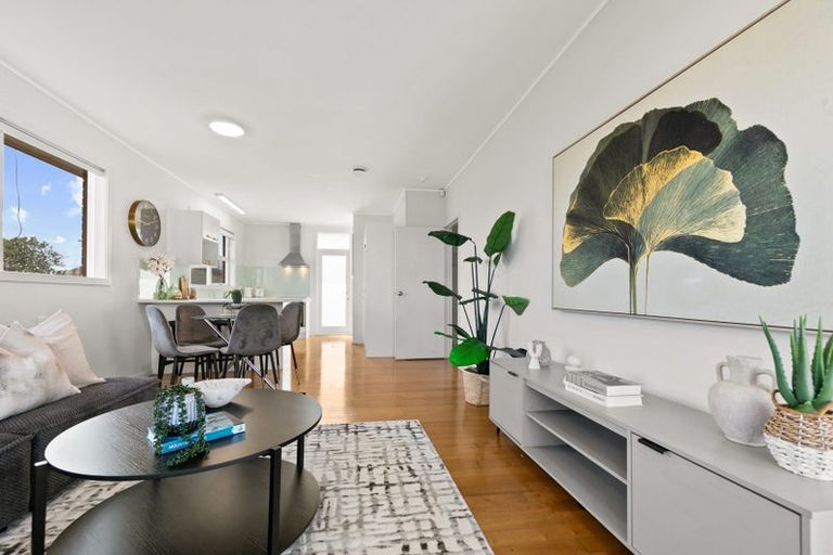 Photo of property in 19a Marewa Street, Te Atatu South, Auckland, 0610