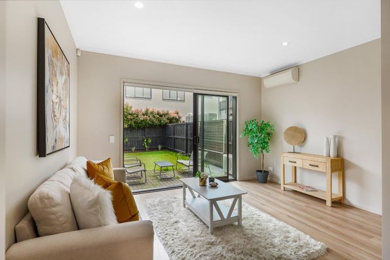 Photo of property in 11 Kerewhenua Crescent, Hobsonville, Auckland, 0616