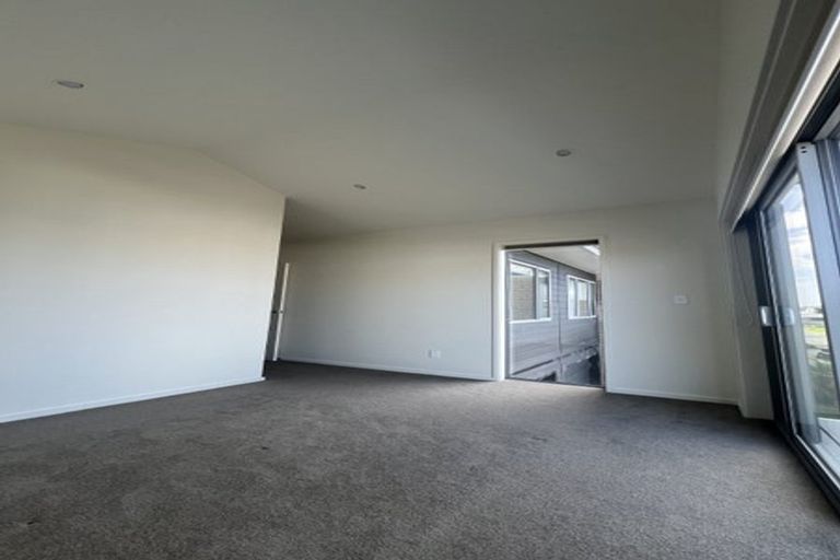 Photo of property in 25 Gunn Way, Hobsonville, Auckland, 0616