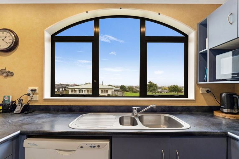 Photo of property in 88 Parnell Heights, Kelvin Grove, Palmerston North, 4414