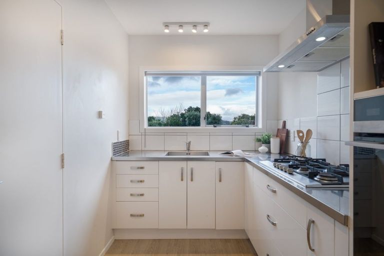 Photo of property in 8a Alister Way, Churton Park, Wellington, 6037