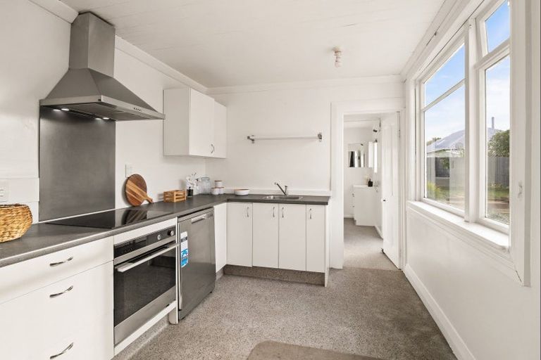 Photo of property in 30 Larkworthy Street, Saint Kilda, Dunedin, 9012