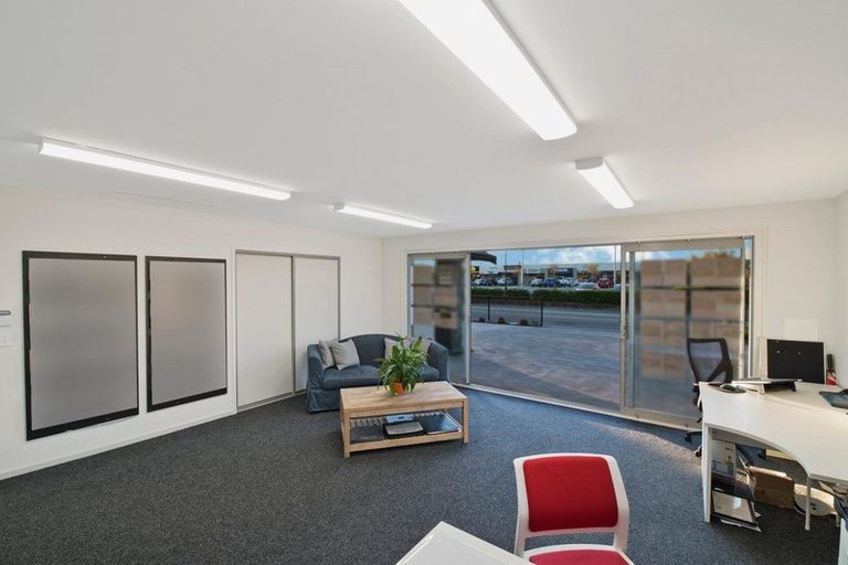 Photo of property in 89 Rolleston Drive, Rolleston, 7614