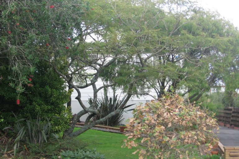 Photo of property in 6 Cushla Place, Massey, Auckland, 0614