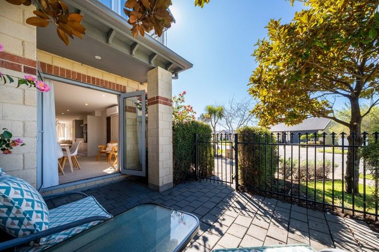 Photo of property in 2 Waterford Avenue, Northwood, Christchurch, 8051