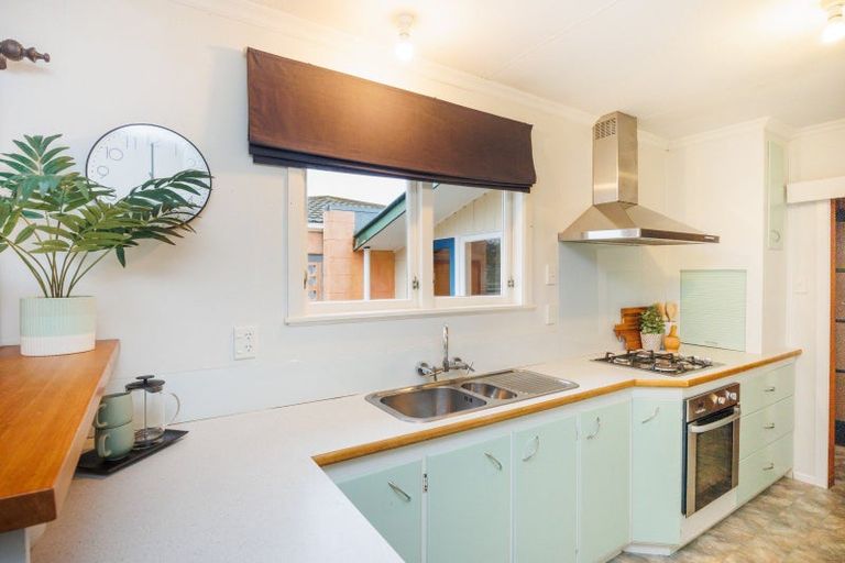 Photo of property in 49 Pitama Road, Awapuni, Palmerston North, 4412