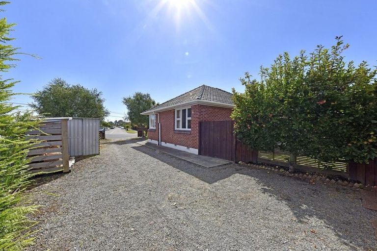 Photo of property in 11 Newport Street, Avondale, Christchurch, 8061