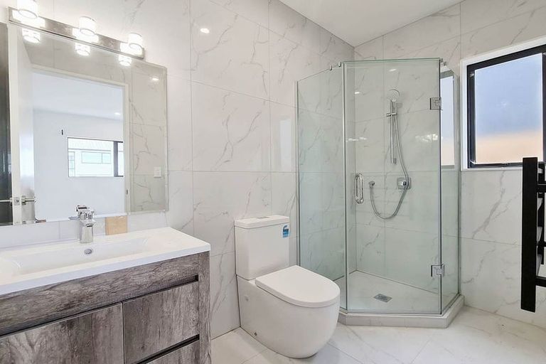 Photo of property in 28b Goodfellow Lane, Flat Bush, Auckland, 2019