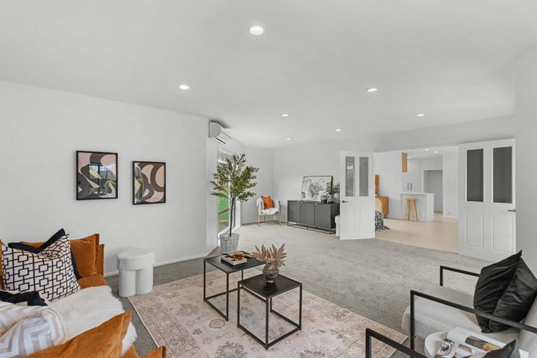 Photo of property in 15 Parkham Drive, Burnside, Christchurch, 8053