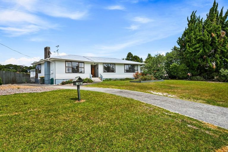 Photo of property in 83 Glen Marine Parade, Glendene, Auckland, 0602