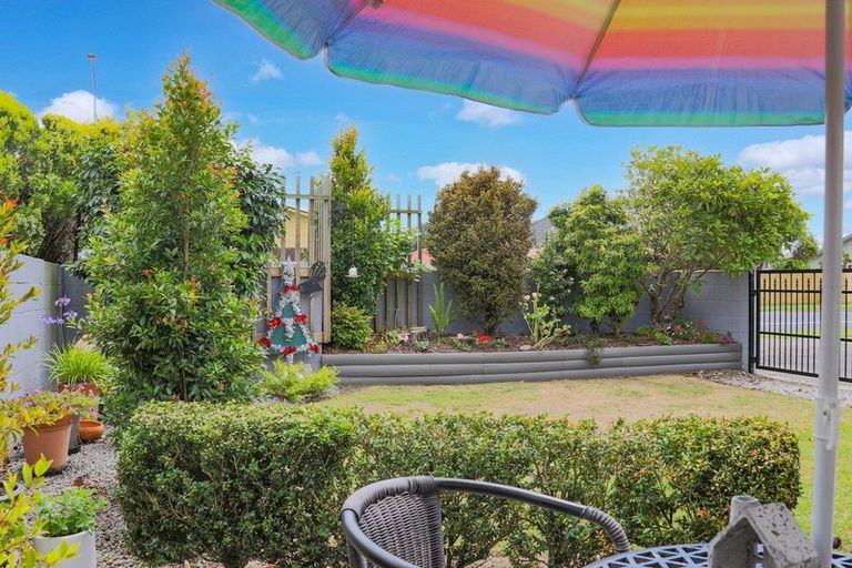 Photo of property in 2/77 Goulstone Road, Whakatane, 3120