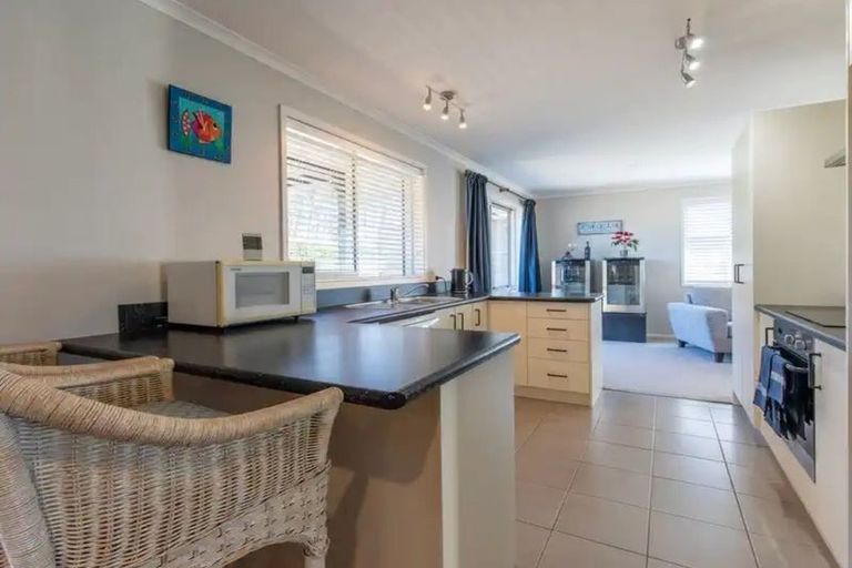 Photo of property in 60 John Norrie Place, Motuoapa, Turangi, 3382