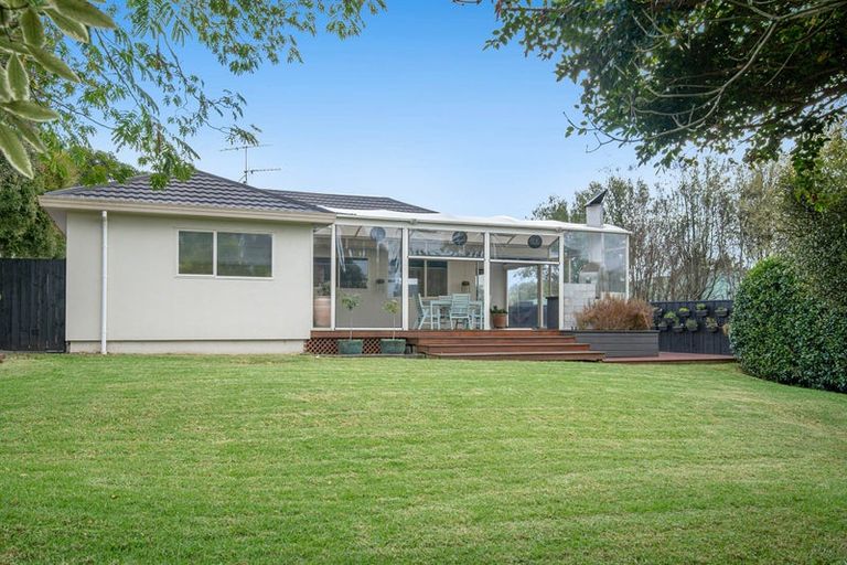 Photo of property in 13 Sandpiper Grove, Unsworth Heights, Auckland, 0632