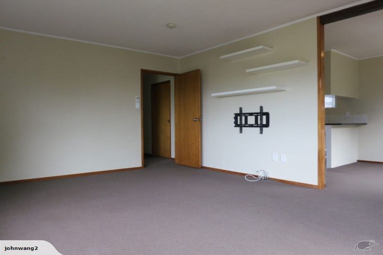 Photo of property in 43 Pisces Road, Glen Eden, Auckland, 0602