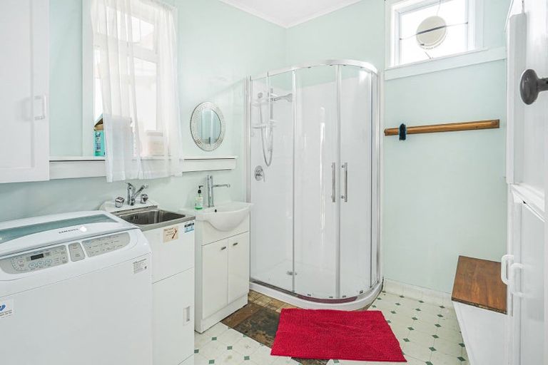 Photo of property in 205 Galloway Street, Hamilton East, Hamilton, 3216