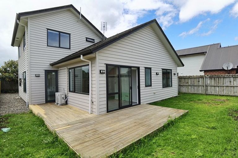 Photo of property in 3 Kotuku Crescent, Takanini, 2112