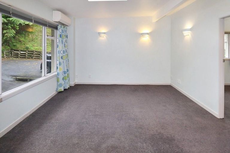 Photo of property in Parkland Flats, 12/51 Adams Terrace, Kelburn, Wellington, 6021