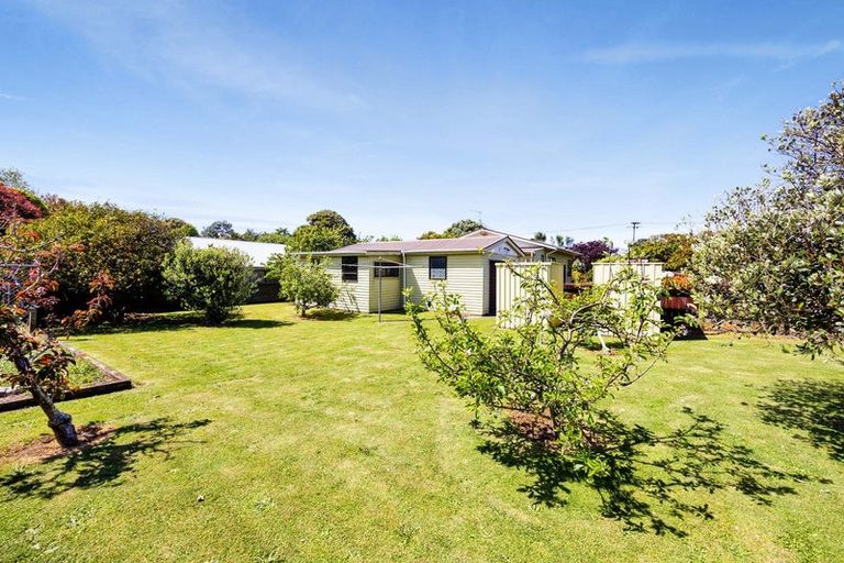 Photo of property in 61 Ngatai Street, Manaia, 4612