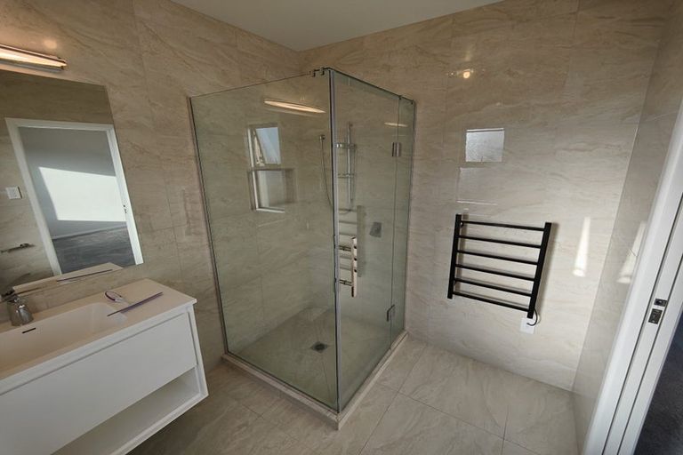 Photo of property in 1 Waikaka Place, Rototuna North, Hamilton, 3210