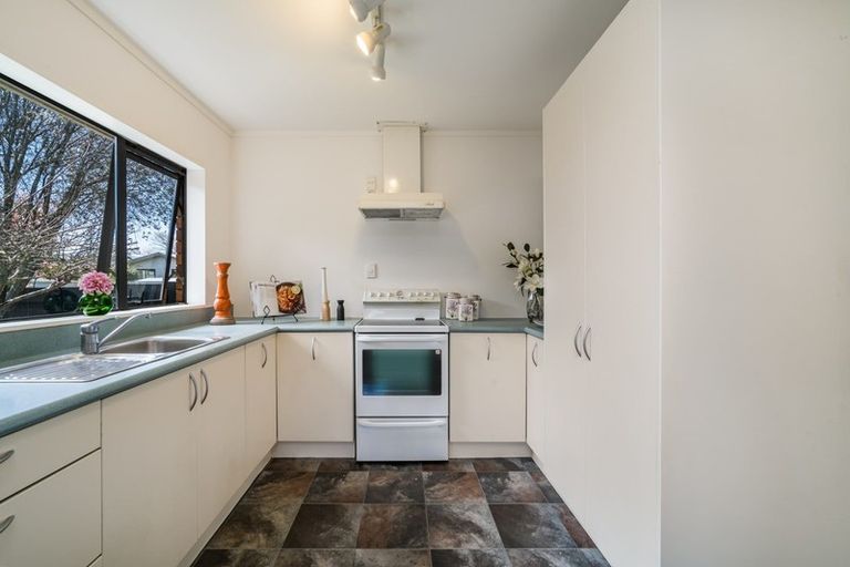 Photo of property in 62b Pomaria Road, Henderson, Auckland, 0610