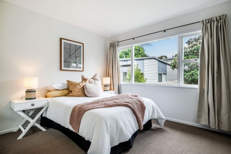Photo of property in 14a Saffron Street, Birkdale, Auckland, 0626