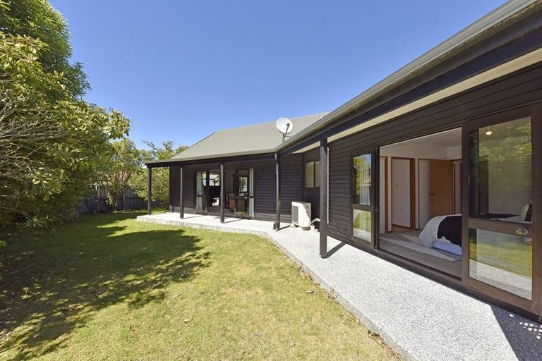 Photo of property in 310 Withells Road, Avonhead, Christchurch, 8042