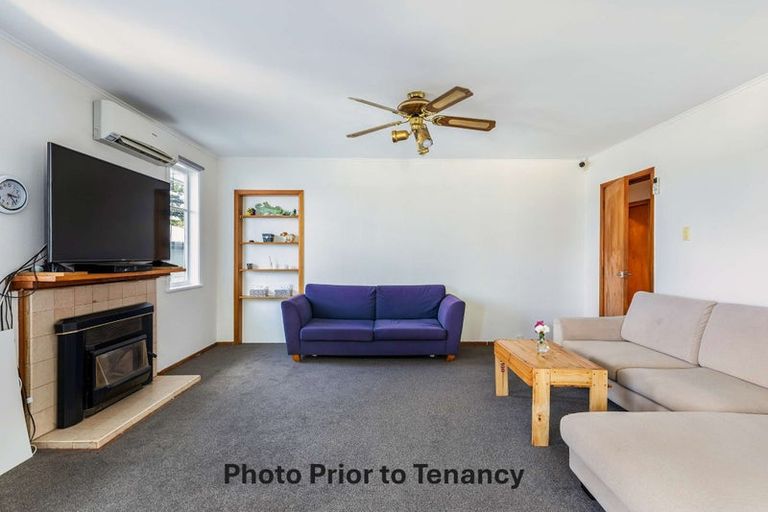 Photo of property in 1 Sarona Avenue, Glen Eden, Auckland, 0602