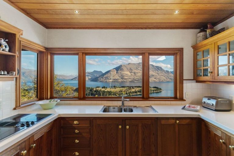 Photo of property in 50 Edinburgh Drive, Queenstown, 9300