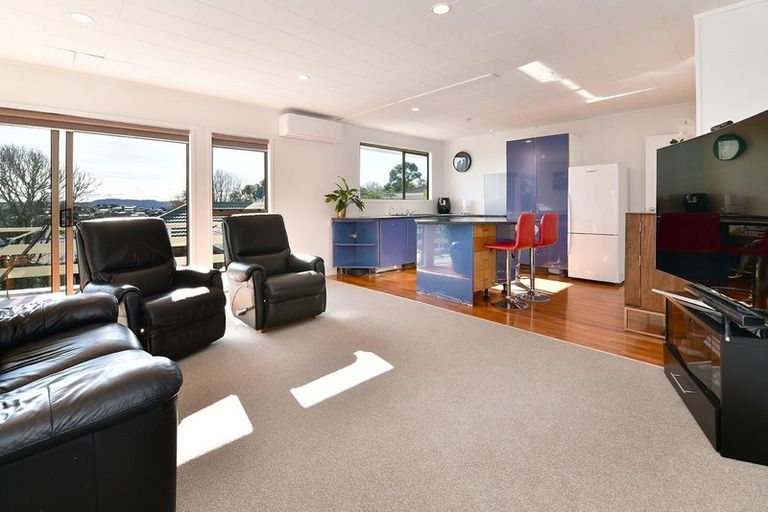 Photo of property in 32a Gilshennan Valley, Red Beach, 0932