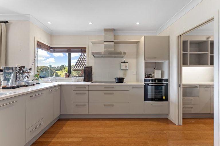 Photo of property in 78 Okura River Road, Okura, Albany, 0792