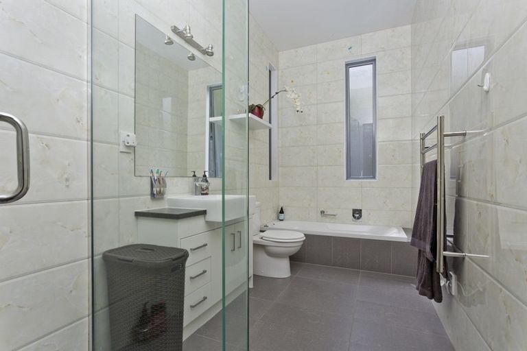 Photo of property in 14a Glenvar Road, Torbay, Auckland, 0630