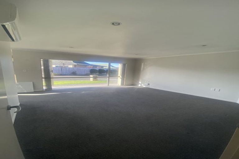 Photo of property in Villa Estate, 46/55 Armstrong Avenue, Carterton, 5713