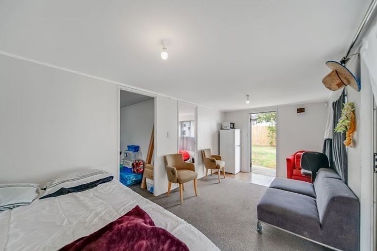 Photo of property in 73 Calthorp Close, Favona, Auckland, 2024