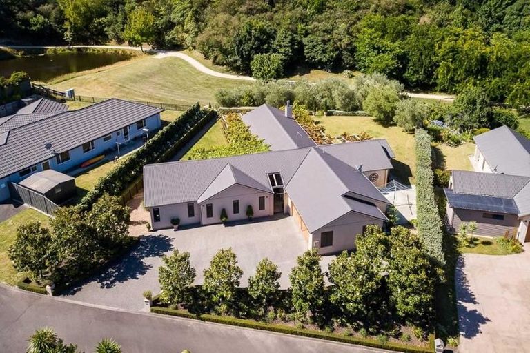 Photo of property in 99 Kent Terrace, Taradale, Napier, 4112