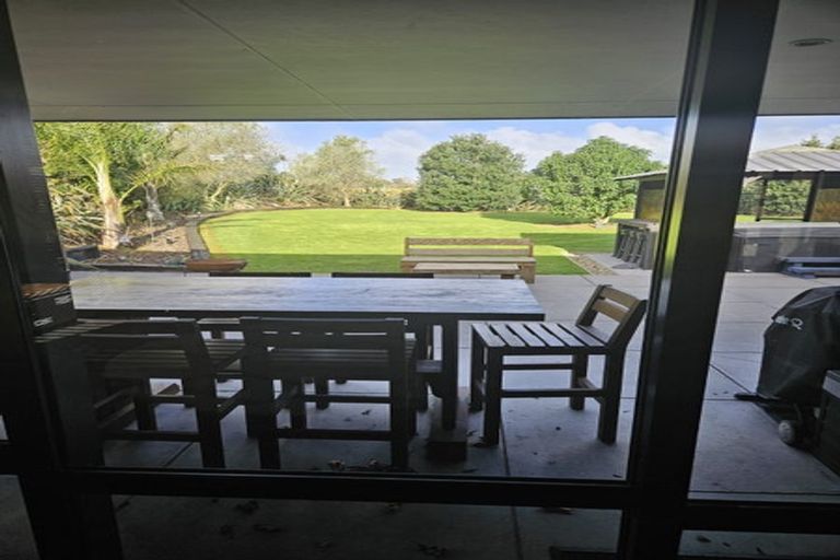 Photo of property in 39 Kendallvale Drive, Waiuku, 2123