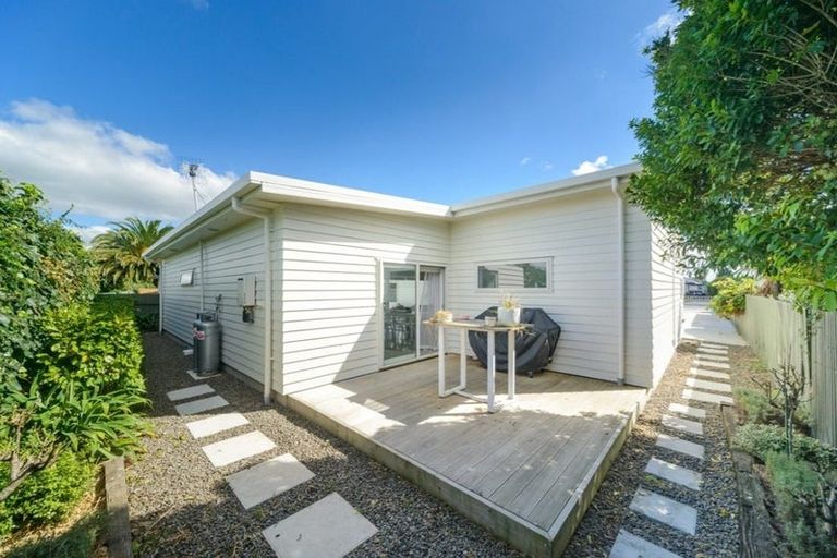 Photo of property in 12a Belvedere Crescent, Takaro, Palmerston North, 4412