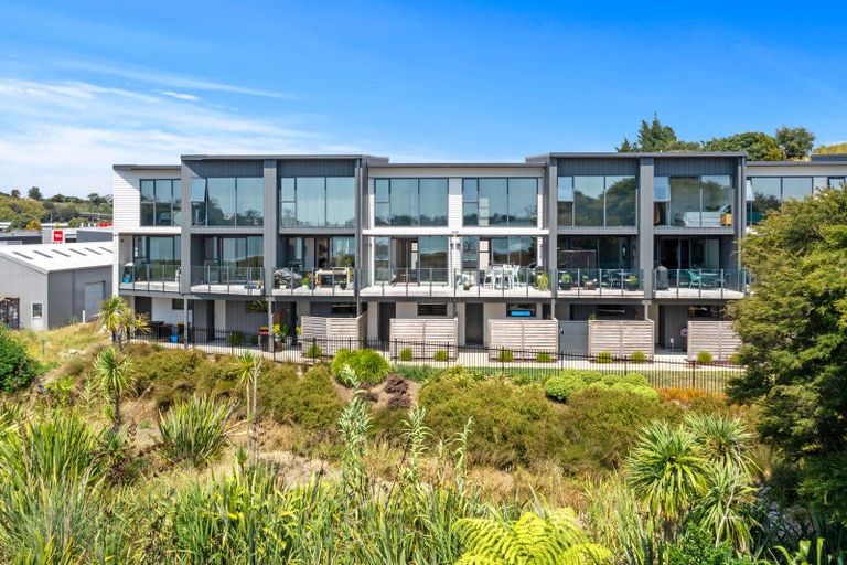 Photo of property in 9/29 Montgomery Road, Judea, Tauranga, 3110